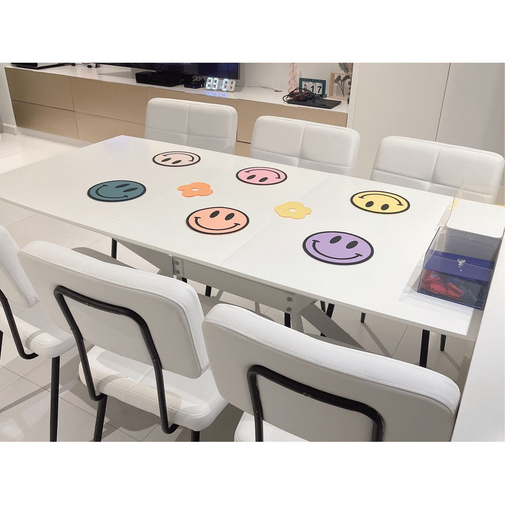 Smile Silicone Table Mat / Table Pad Dining Coaster Placemat Pot Mat Cup Pad Kitchen Mug Pan Decor