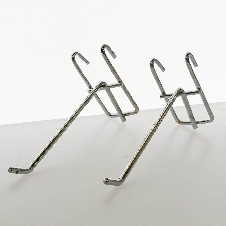 Metal Grid Display Rack / Jewelry Mobile Accessories Market Store Wire Mesh Shelf Decor Frame