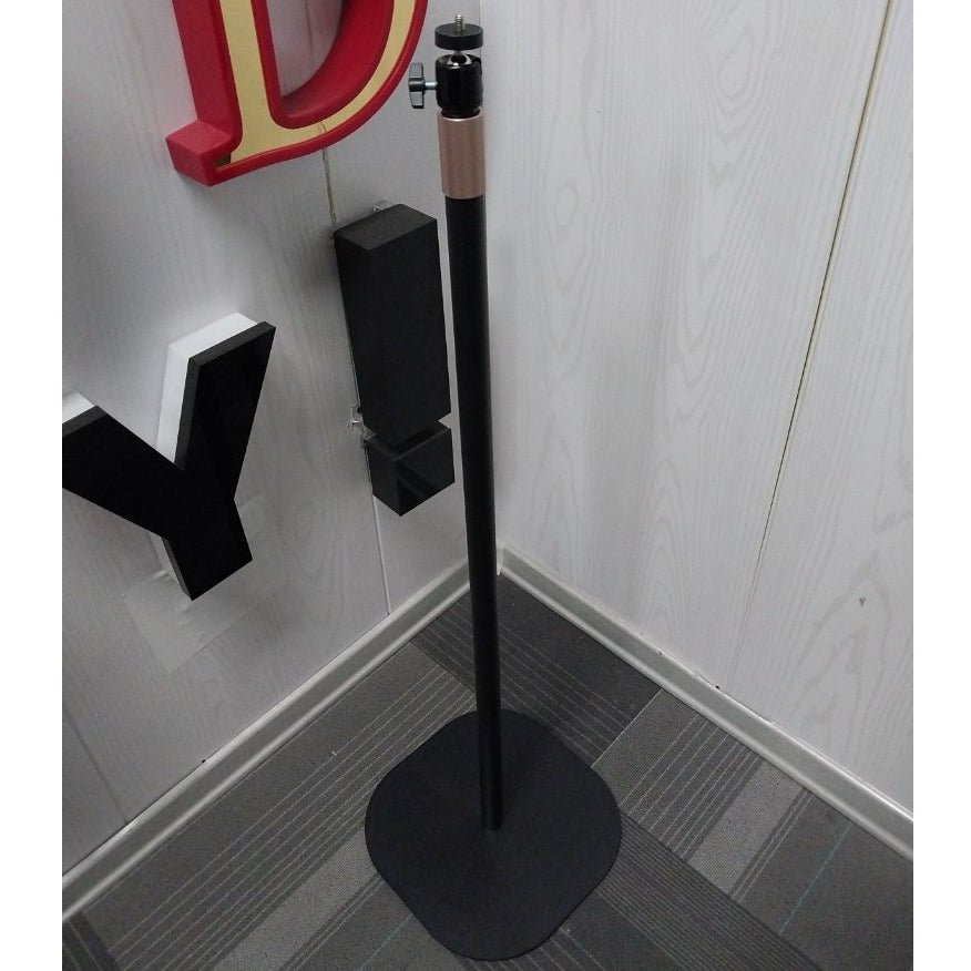 3D Hologram Signage /Advertising Fan Projector LED light display Business Store Shop Bar Photo Video