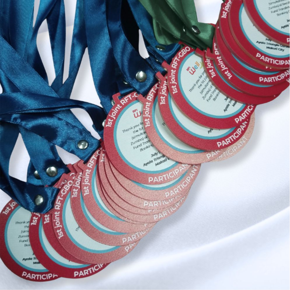 10Pcs Customized Medals/UV Direct Print on 3mm Clear Acrylic w/ Ribbon Lace / Award Trophy Plaque